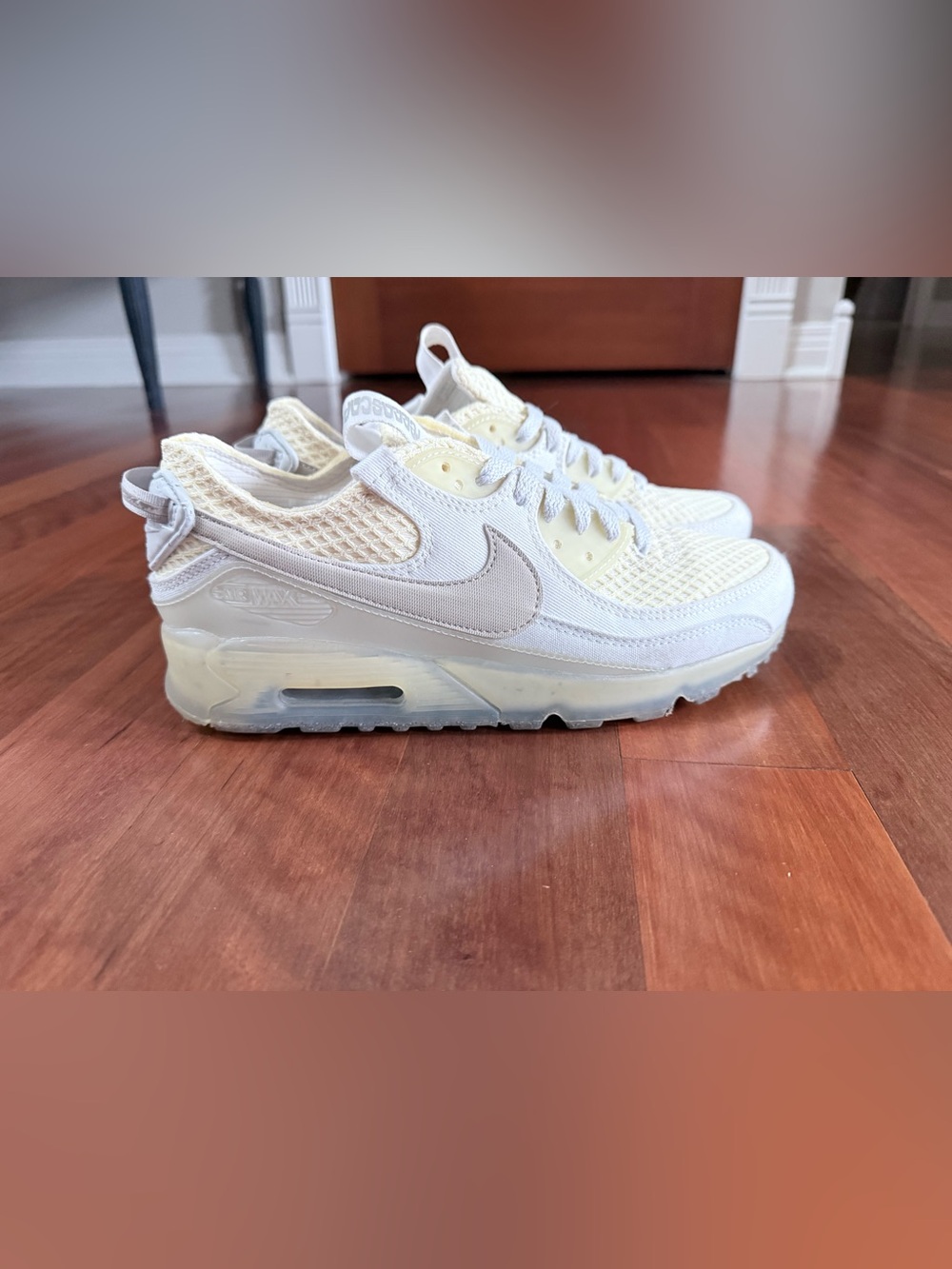 Nike Off-White/Cream Air Max Terrascape Sneakers